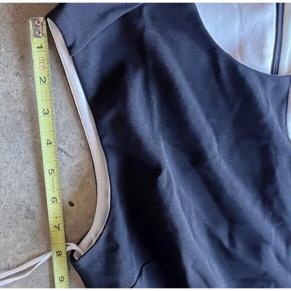 Vince Camuto women’s Size 10 Retro Pattern Red Black White Dress Zip Formal - Picture 10 of 15